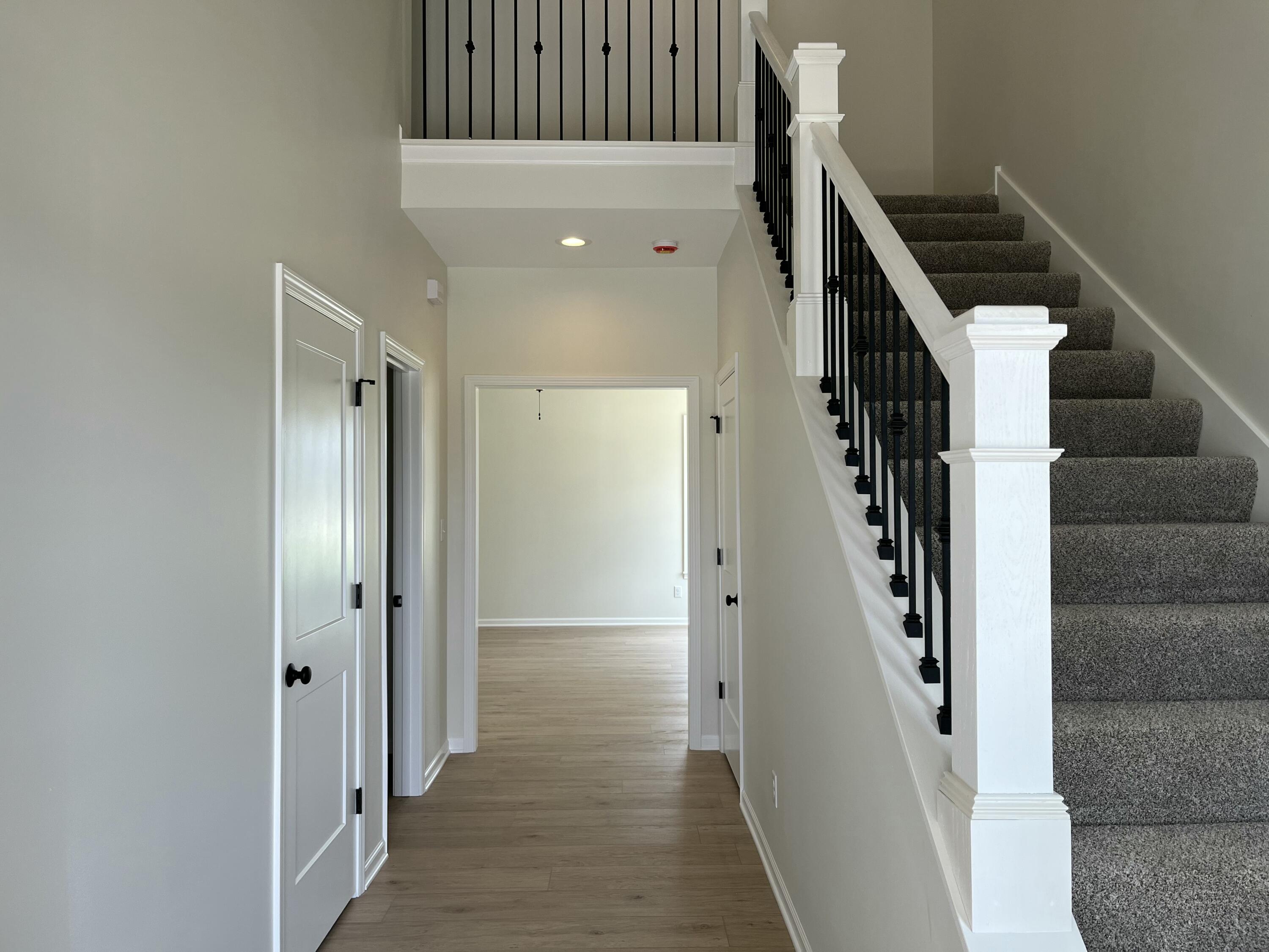 4904 Stephen Lane