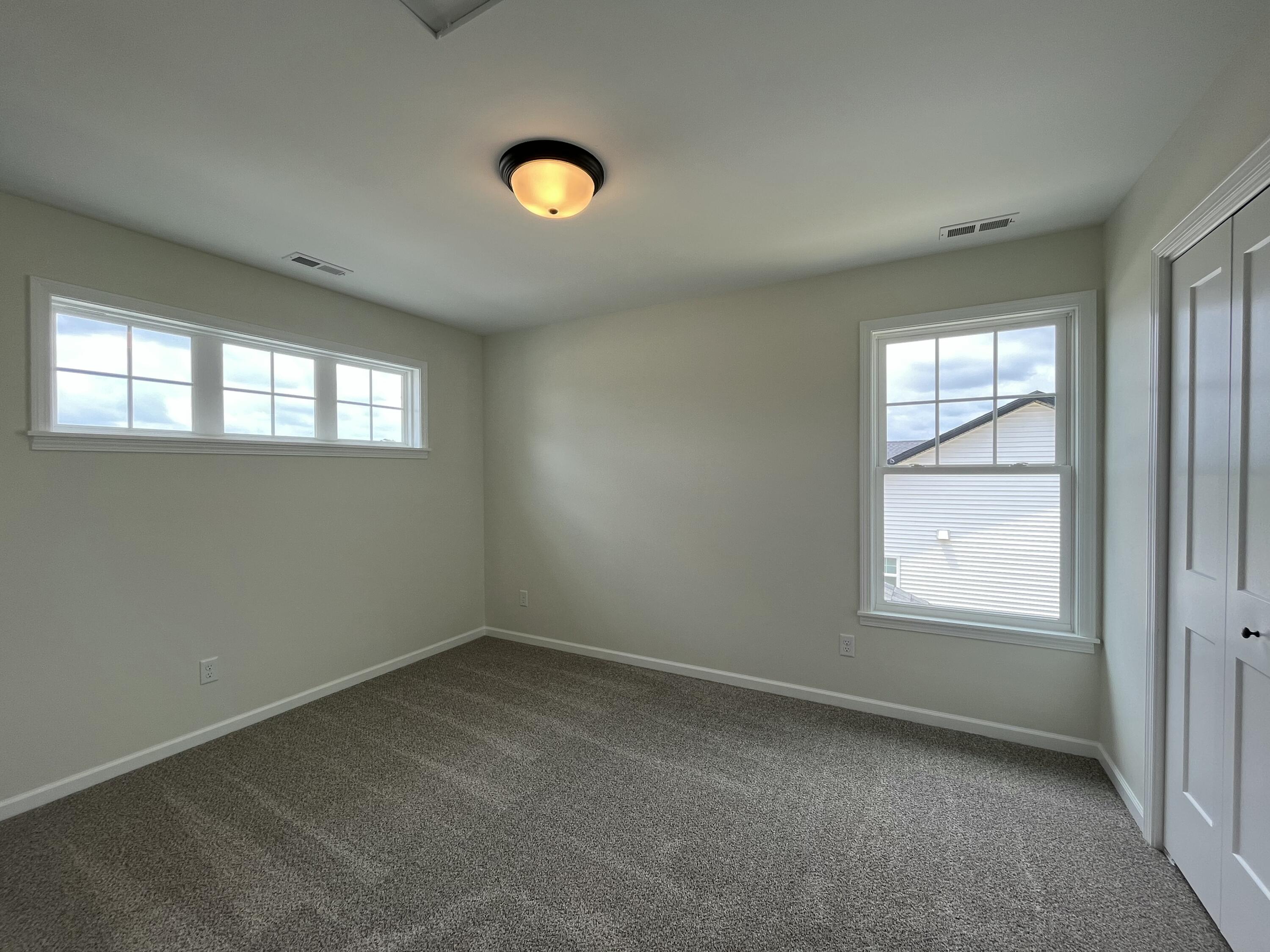 4904 Stephen Lane