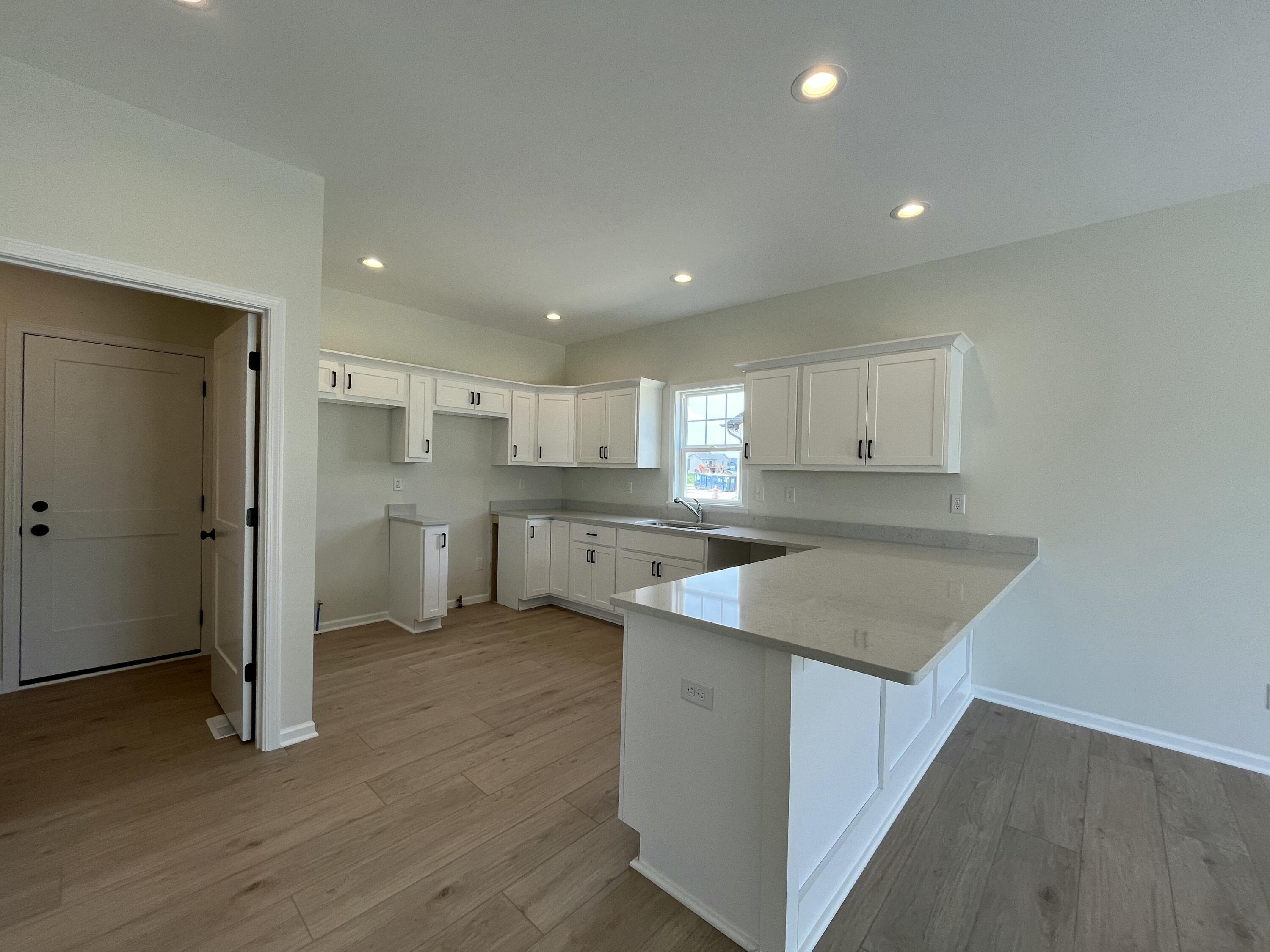 4904 Stephen Lane