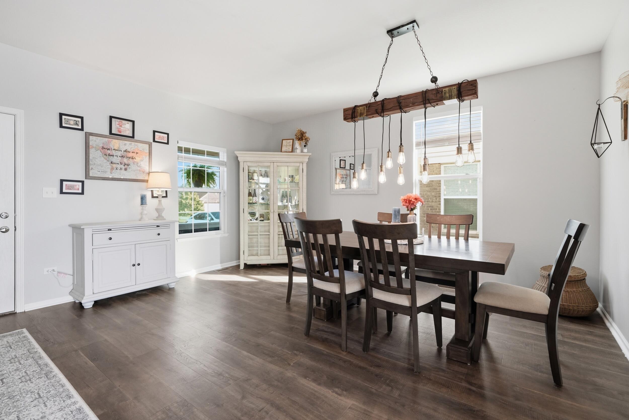 10332 Adler Cove