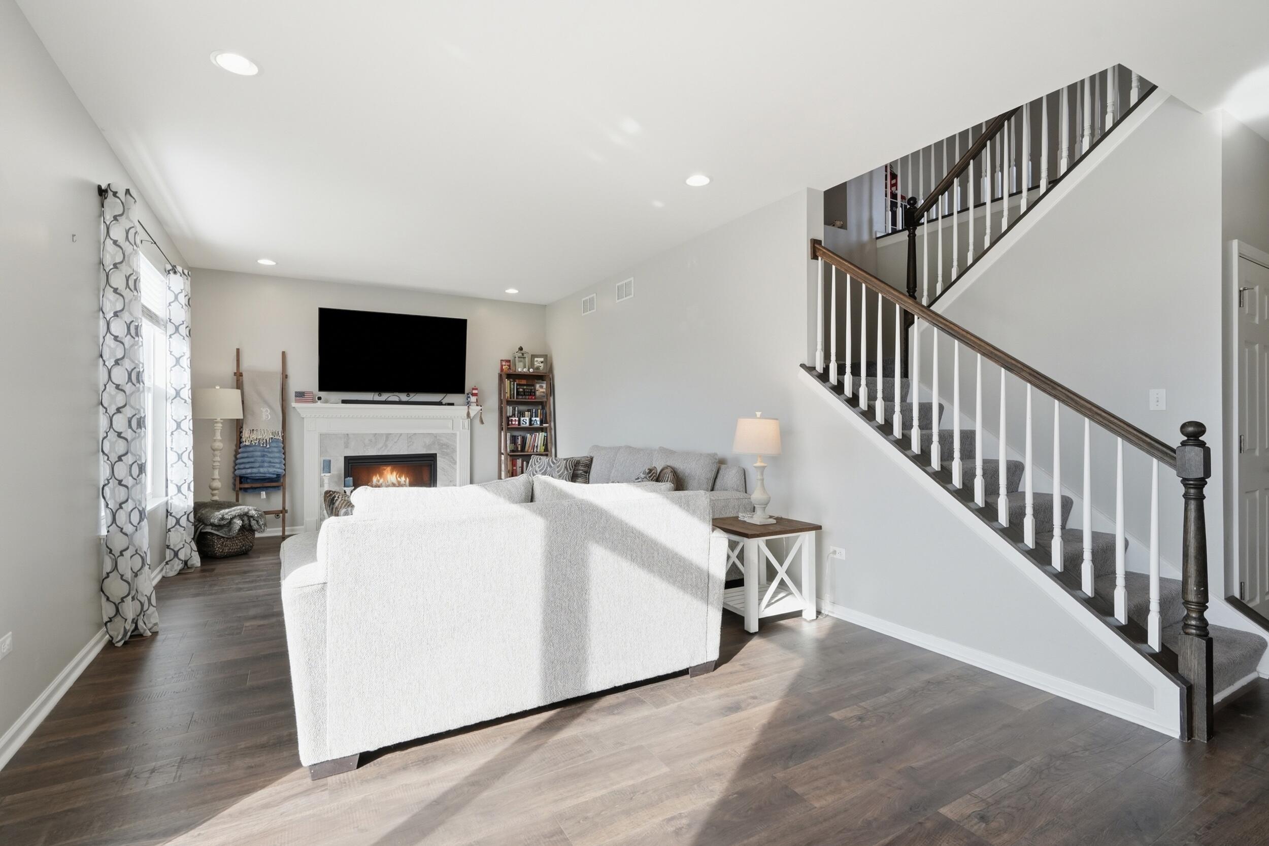 10332 Adler Cove