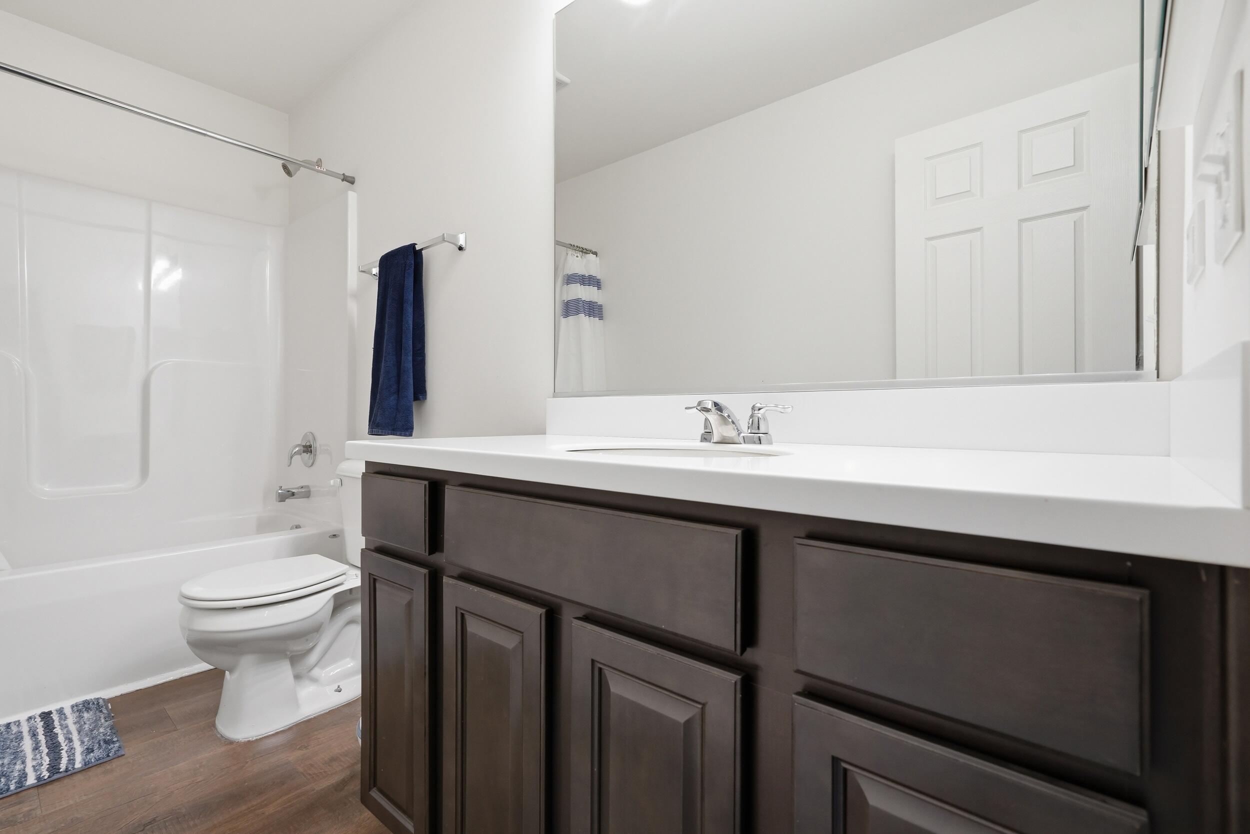 10332 Adler Cove