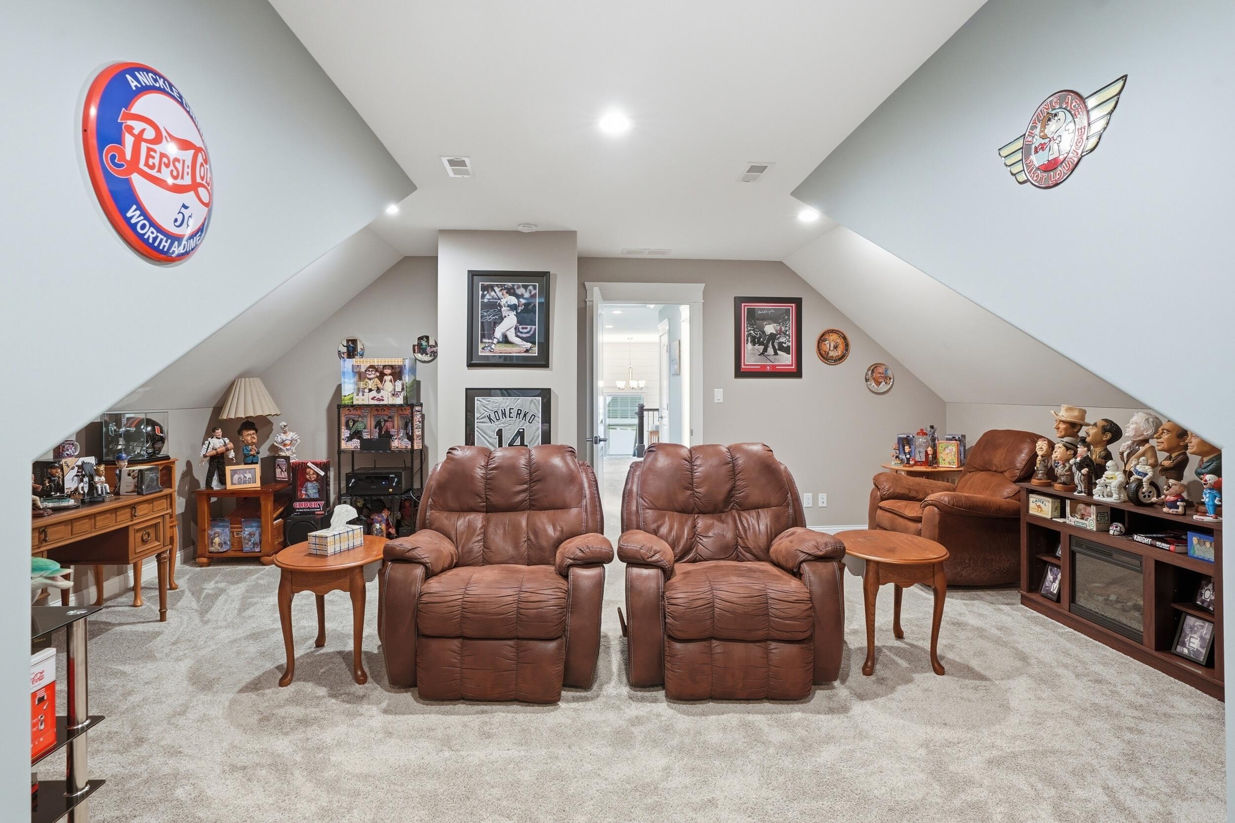 8605 Manor House Drive