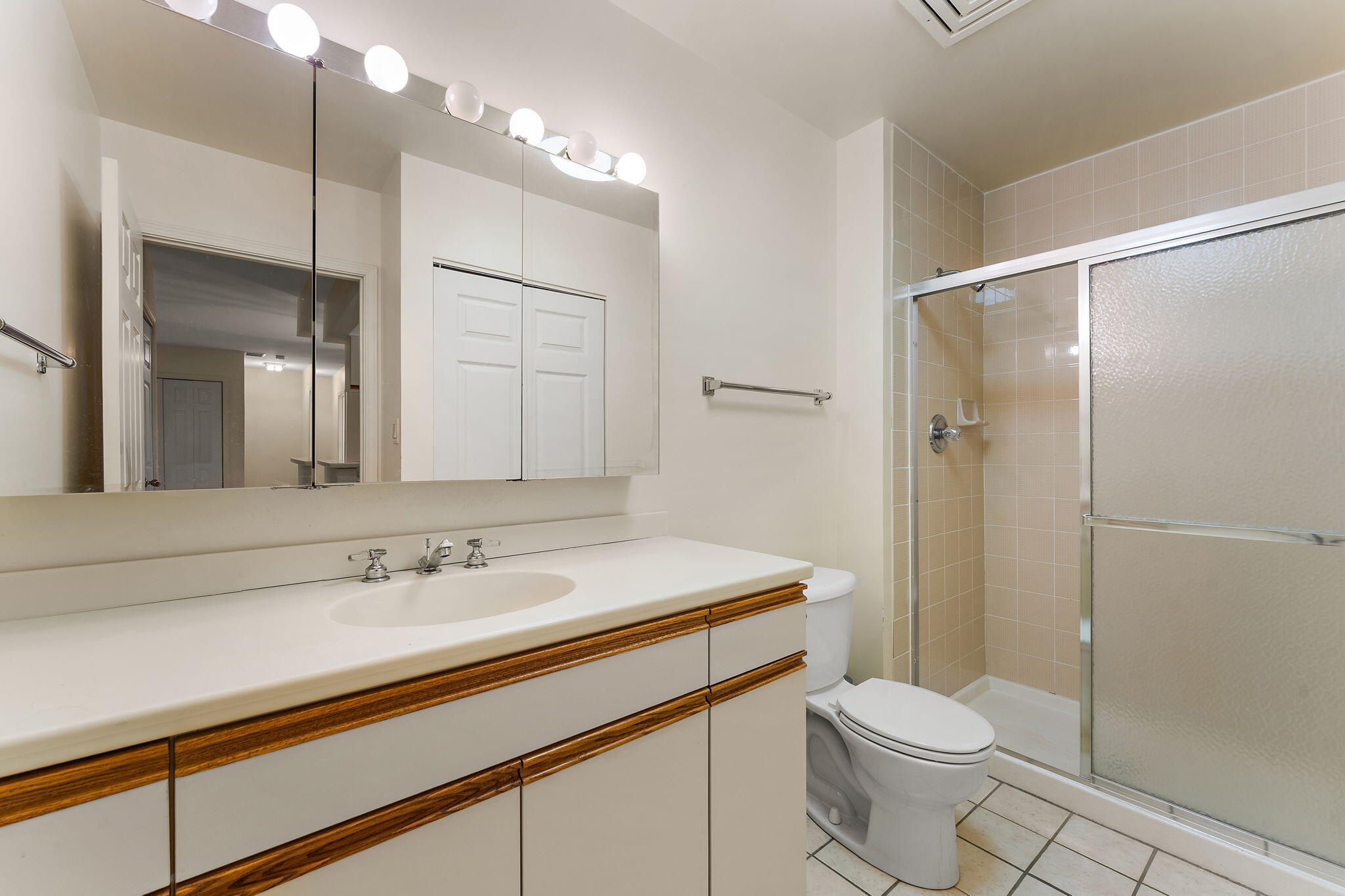 910 Ridge Road Unit: 203