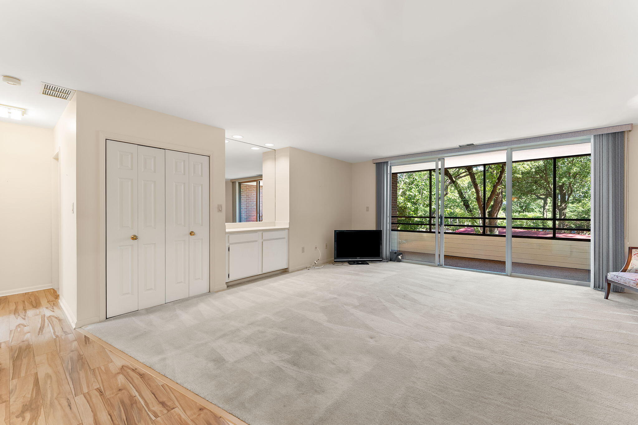 910 Ridge Road Unit: 203