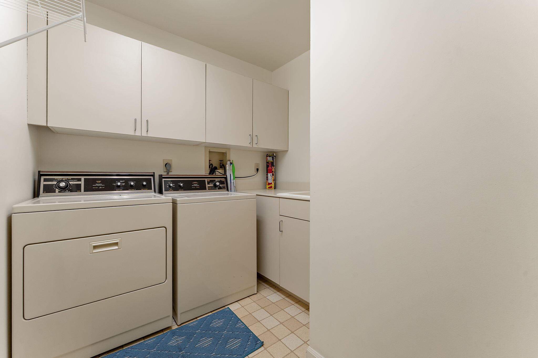 910 Ridge Road Unit: 203