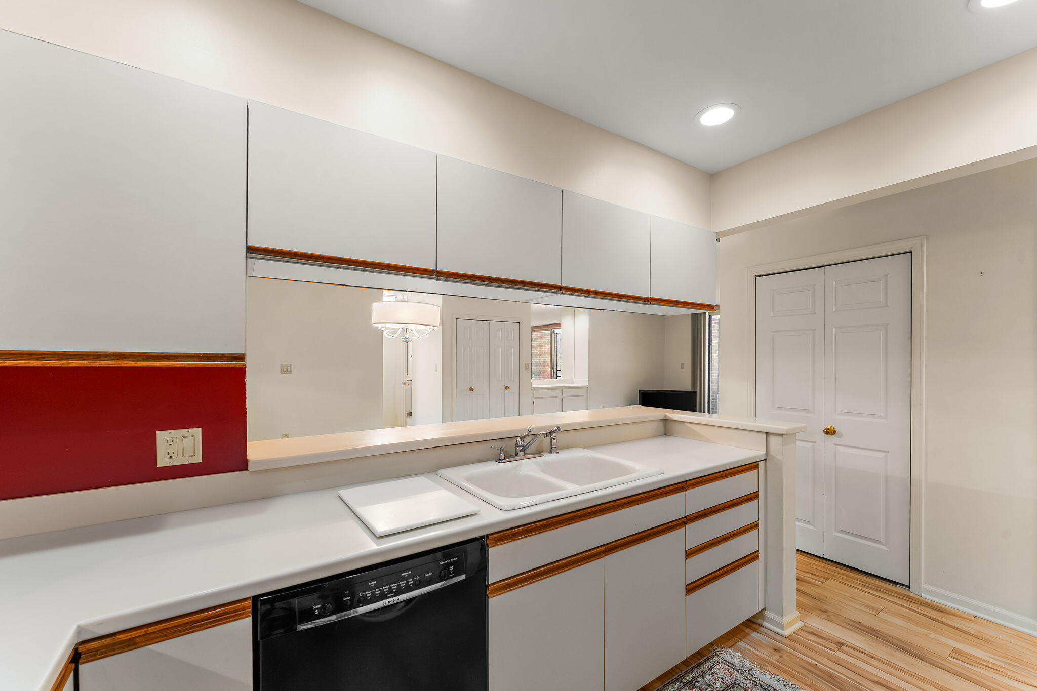 910 Ridge Road Unit: 203