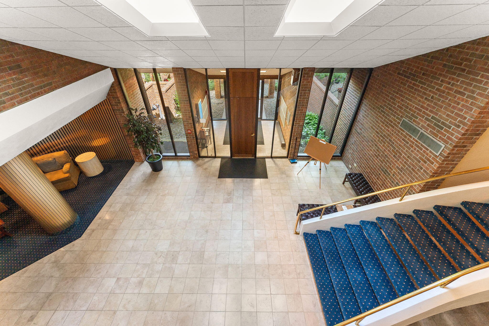 910 Ridge Road Unit: 203