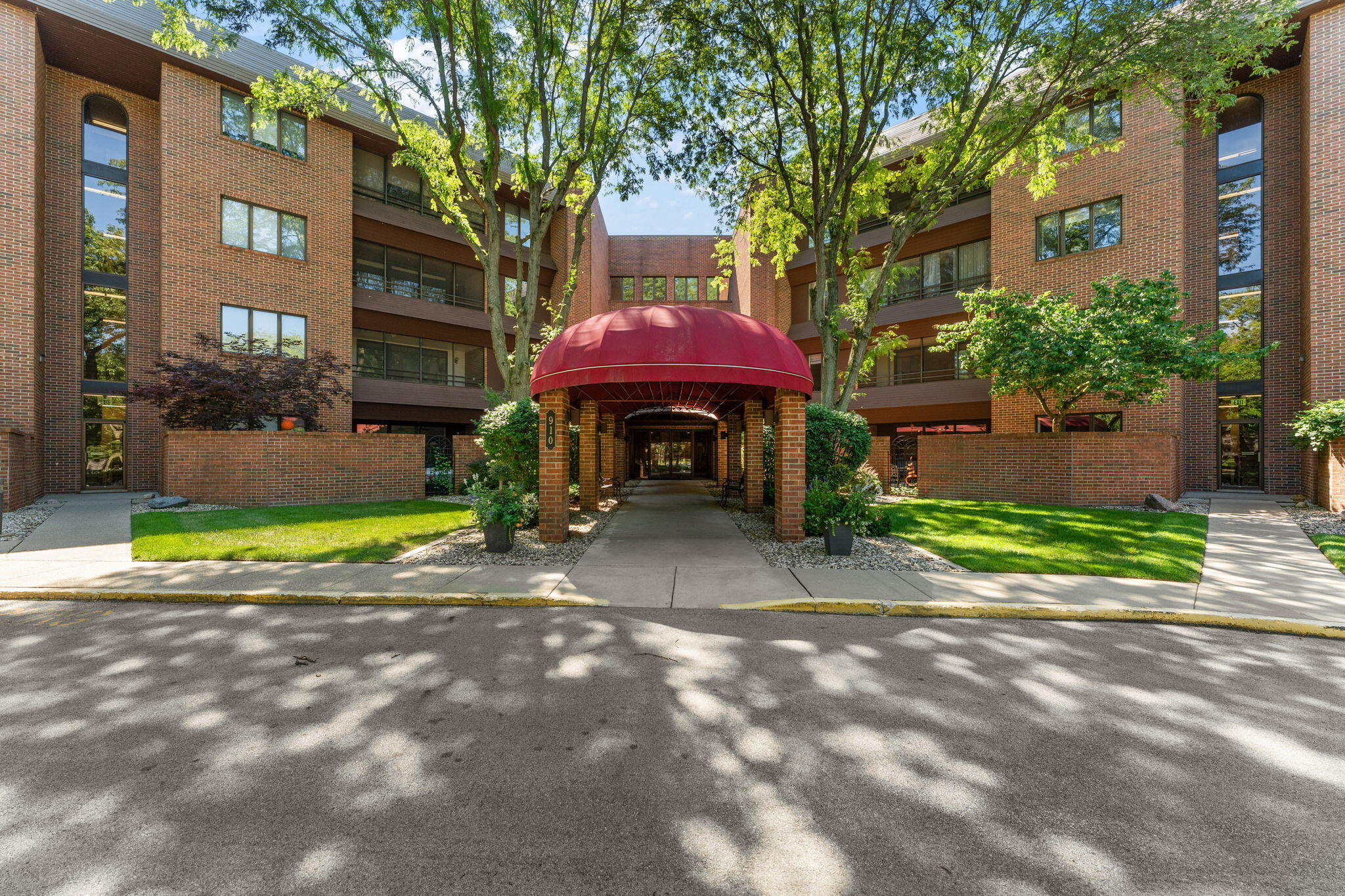 910 Ridge Road Unit: 203