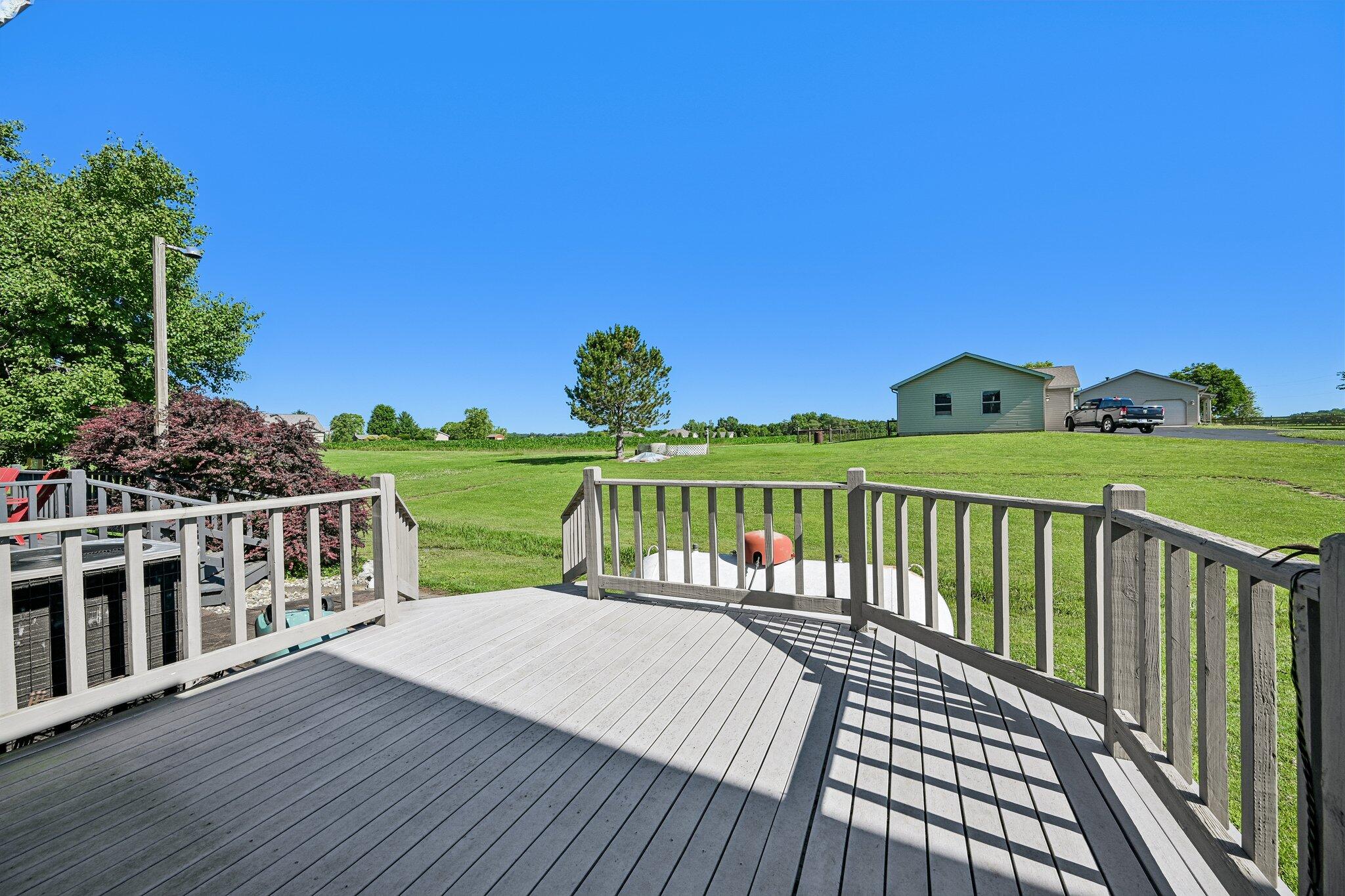 3016 Private Road-625 N