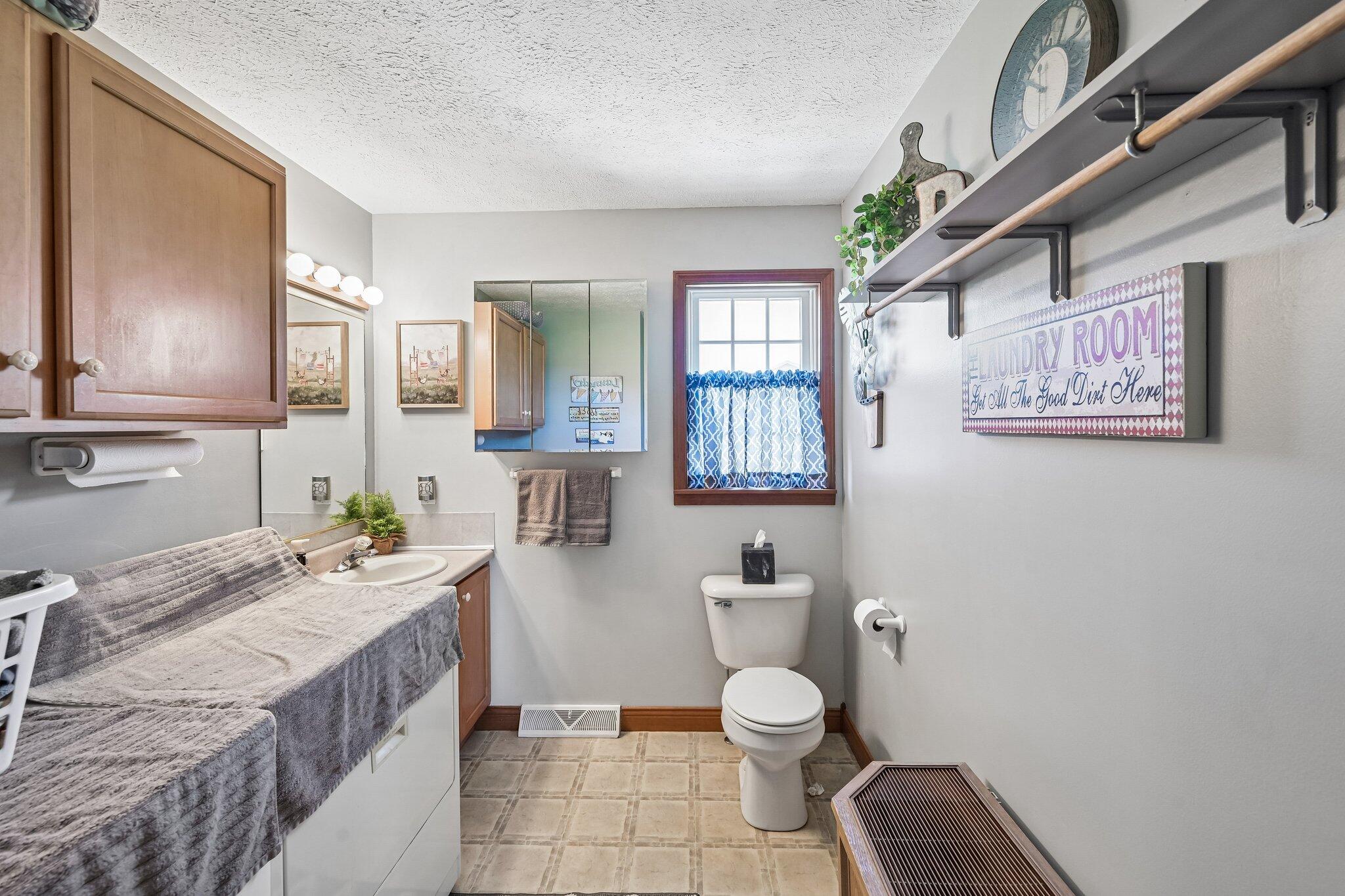 3016 Private Road-625 N