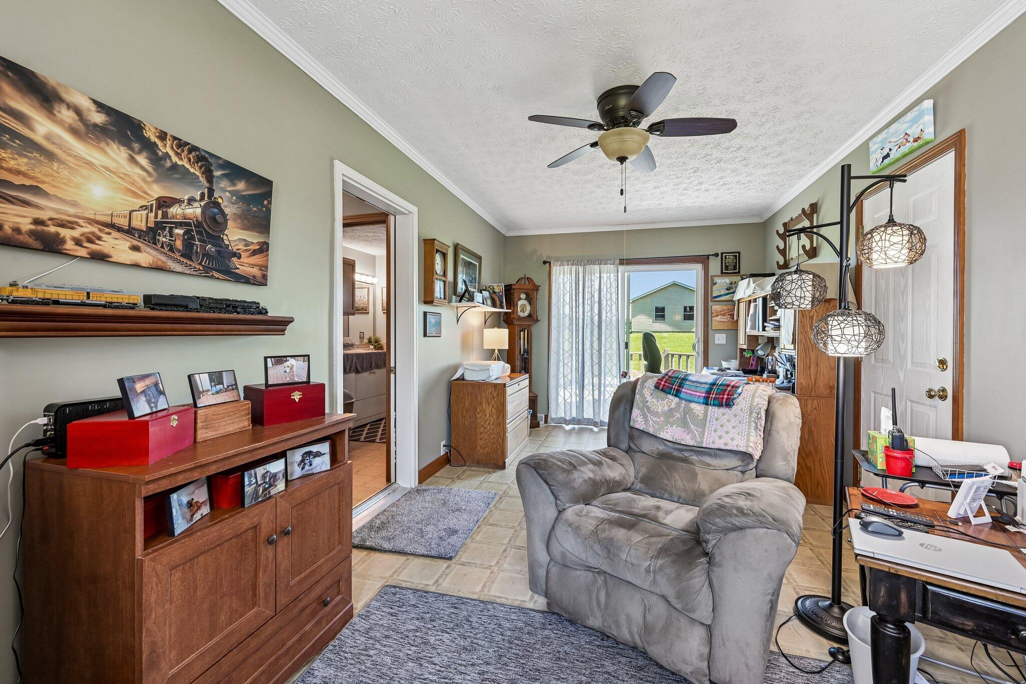 3016 Private Road-625 N