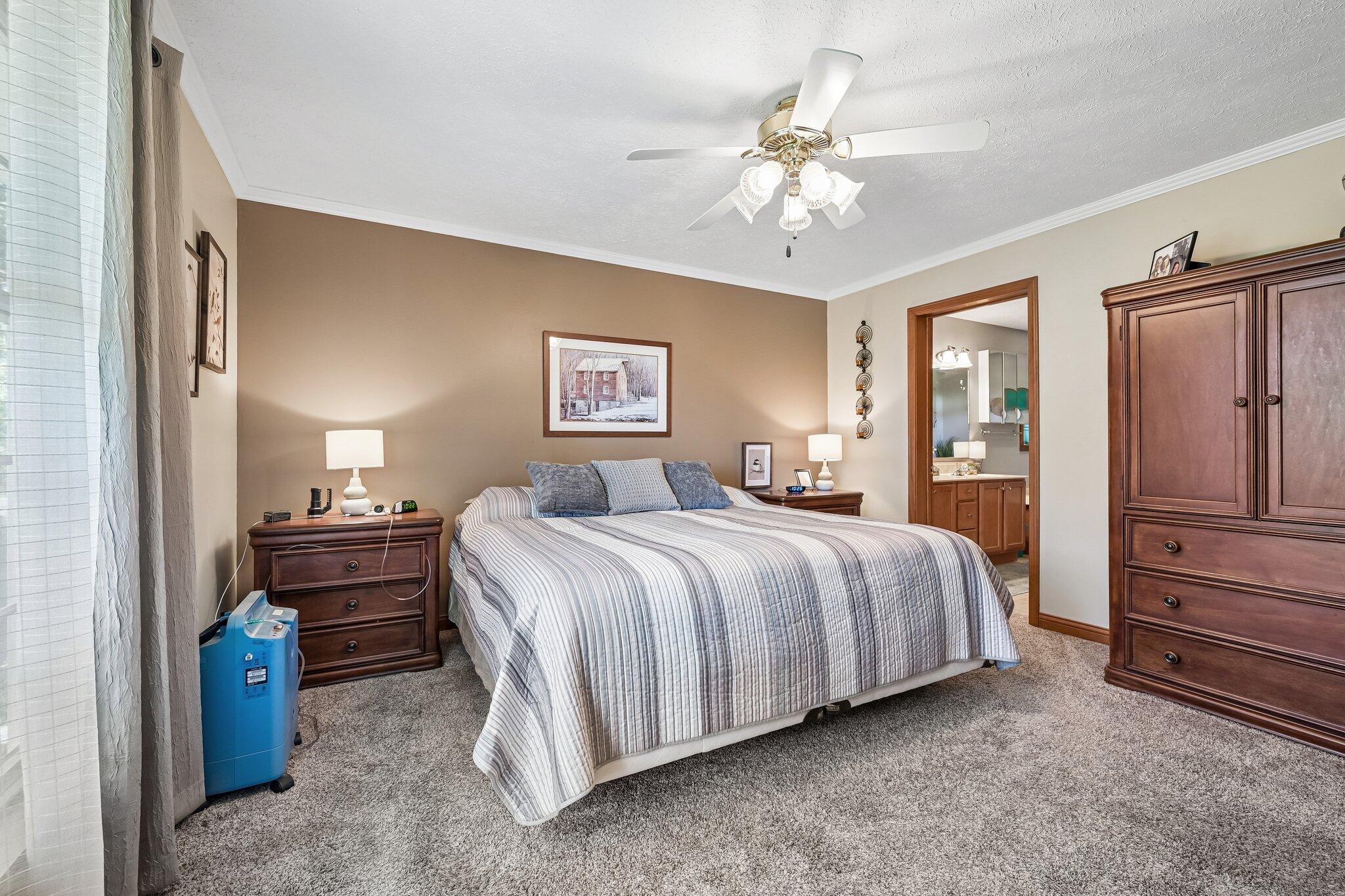 3016 Private Road-625 N