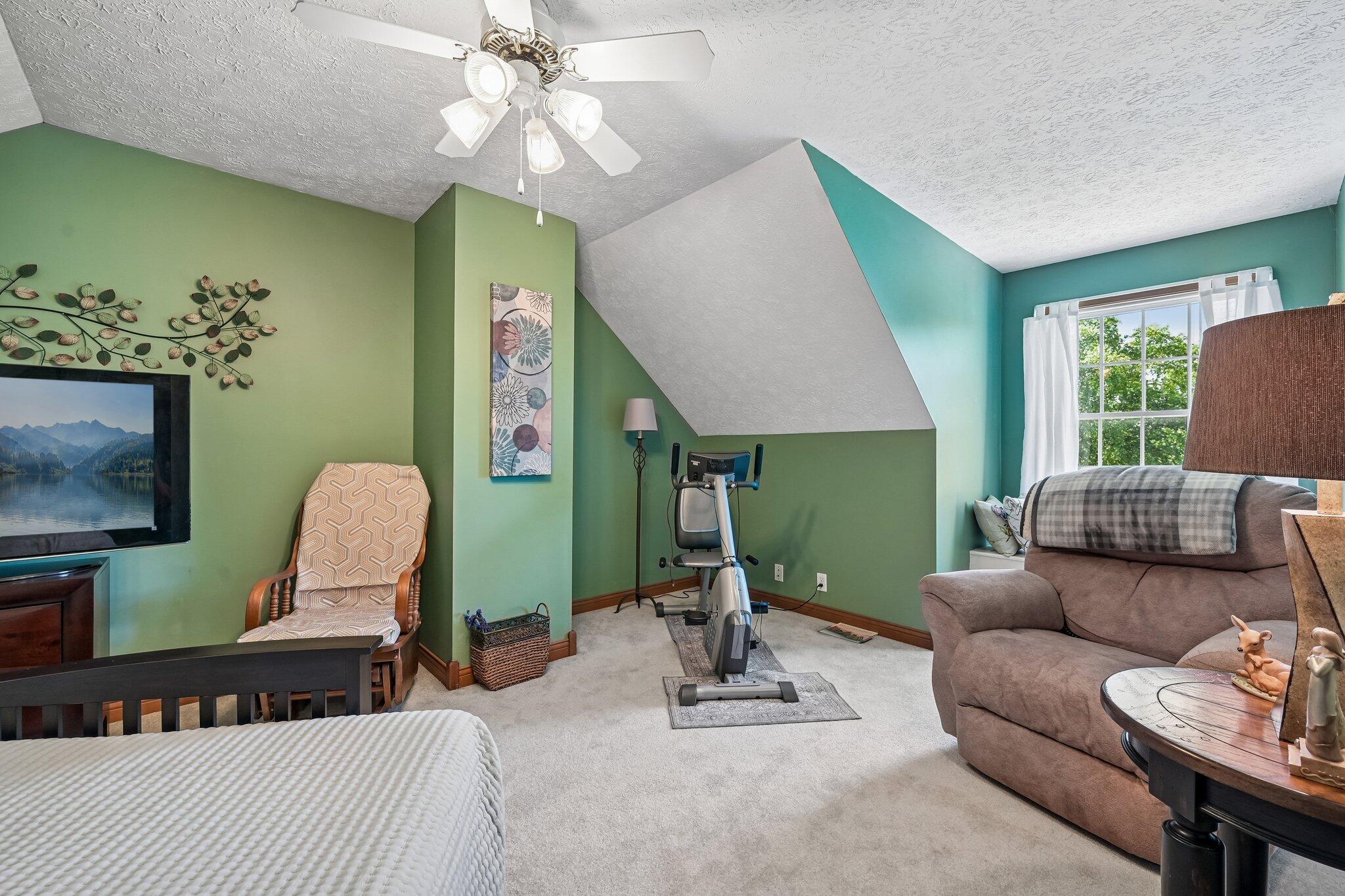 3016 Private Road-625 N