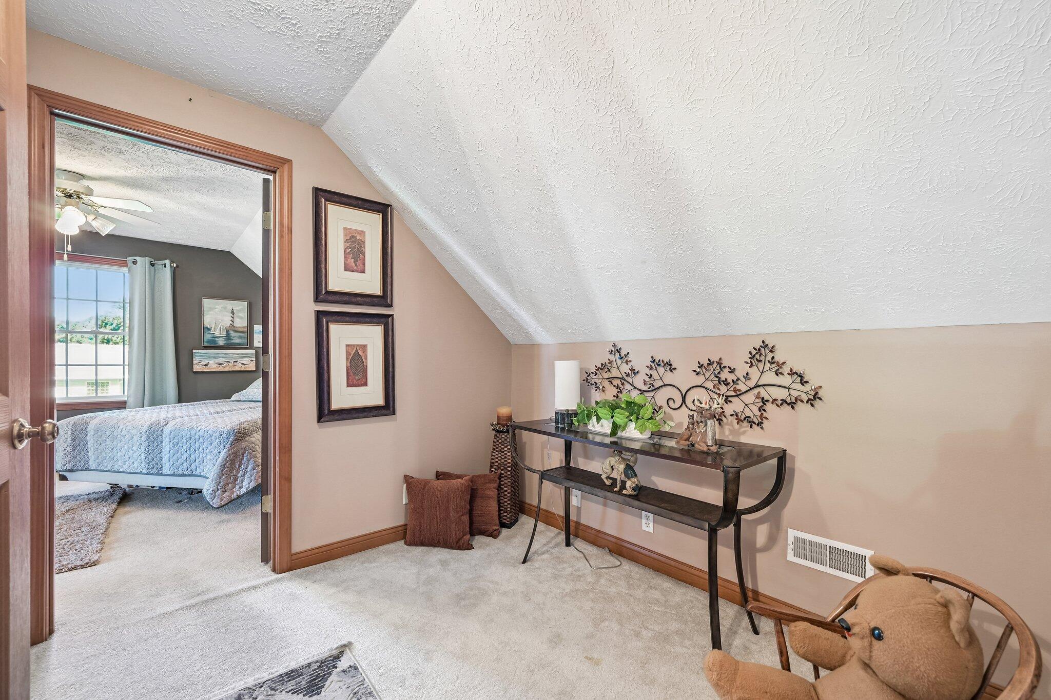 3016 Private Road-625 N