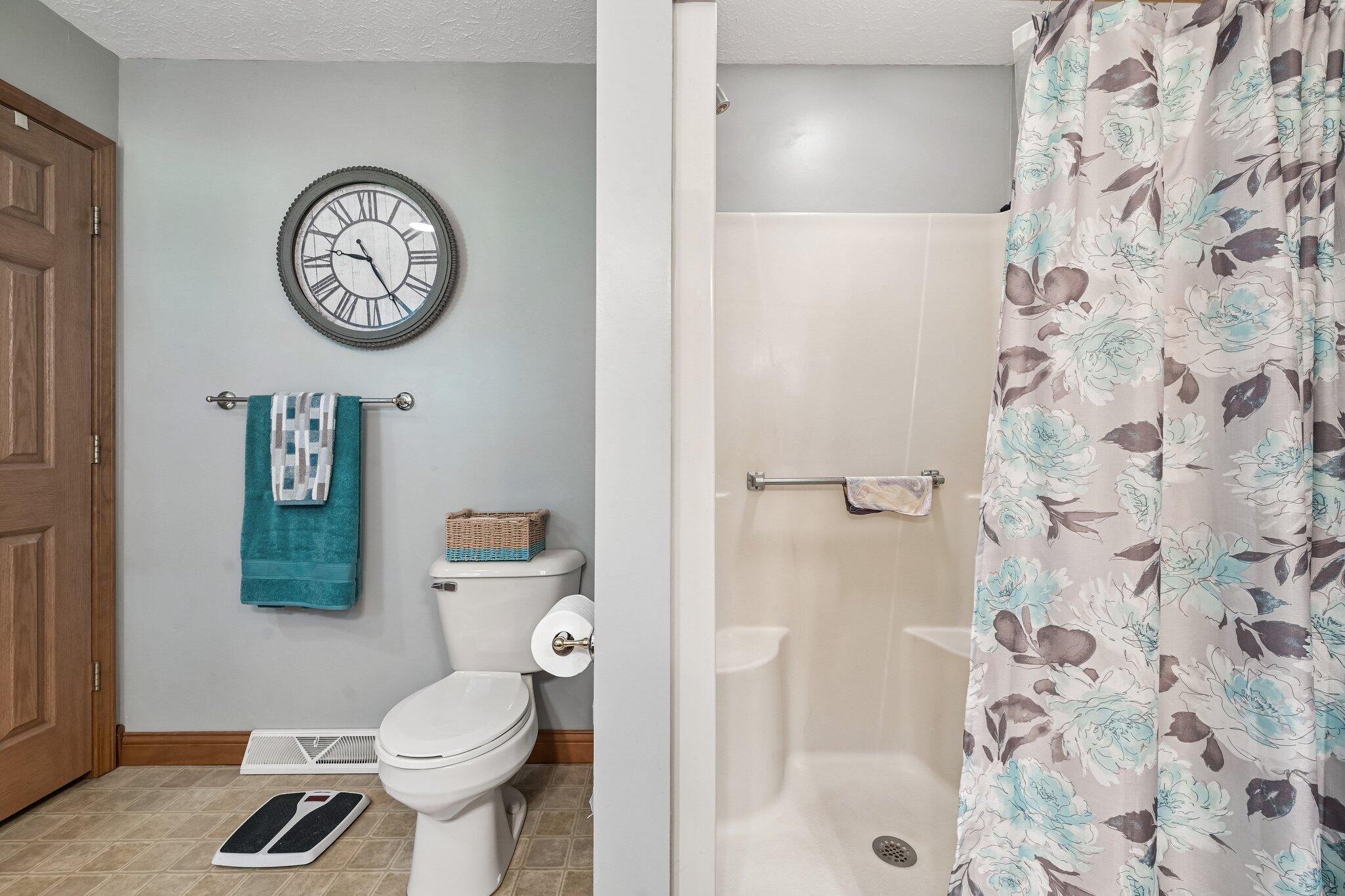 3016 Private Road-625 N