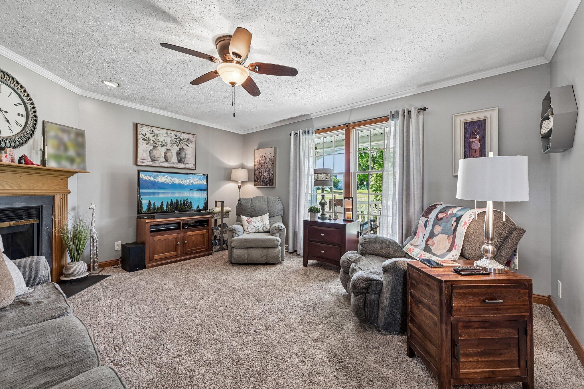 3016 Private Road-625 N