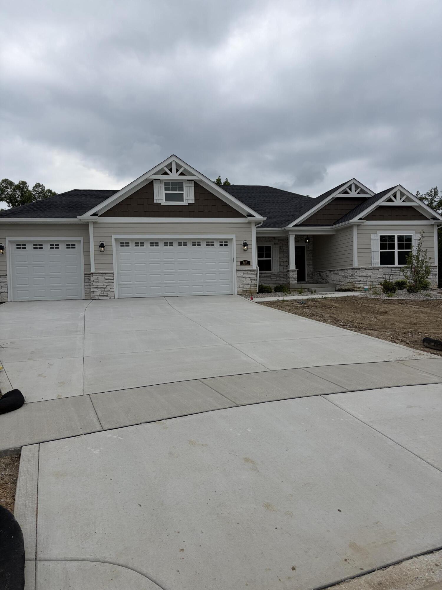 617 Bergamot Court