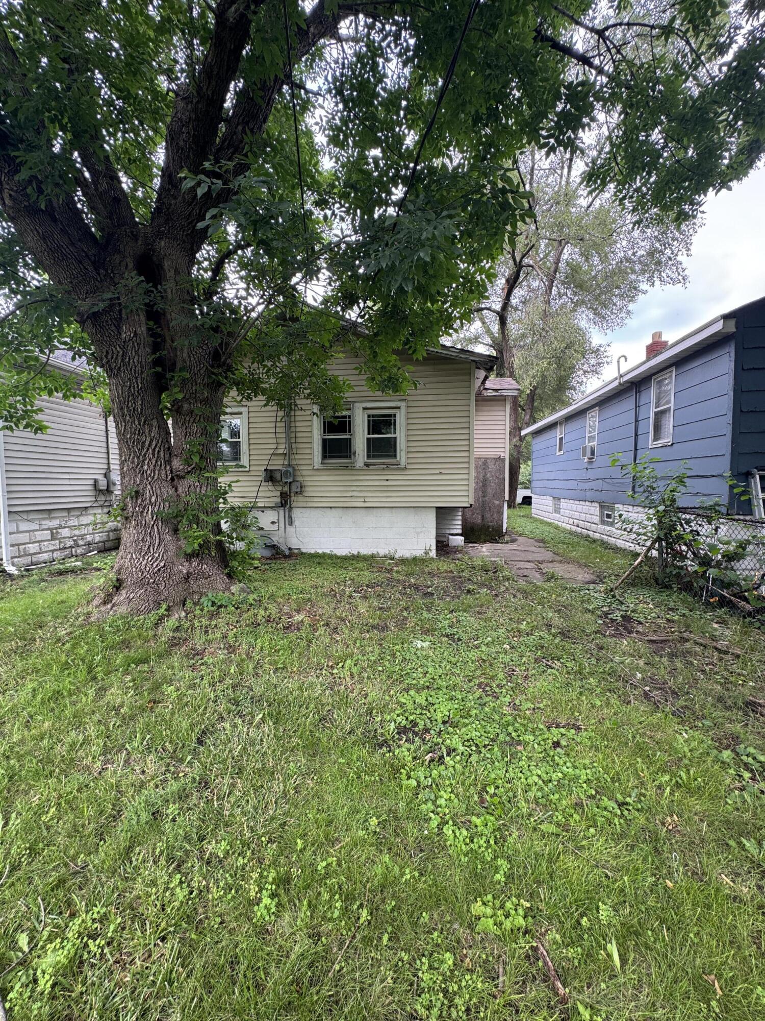 1306 Sherman Street