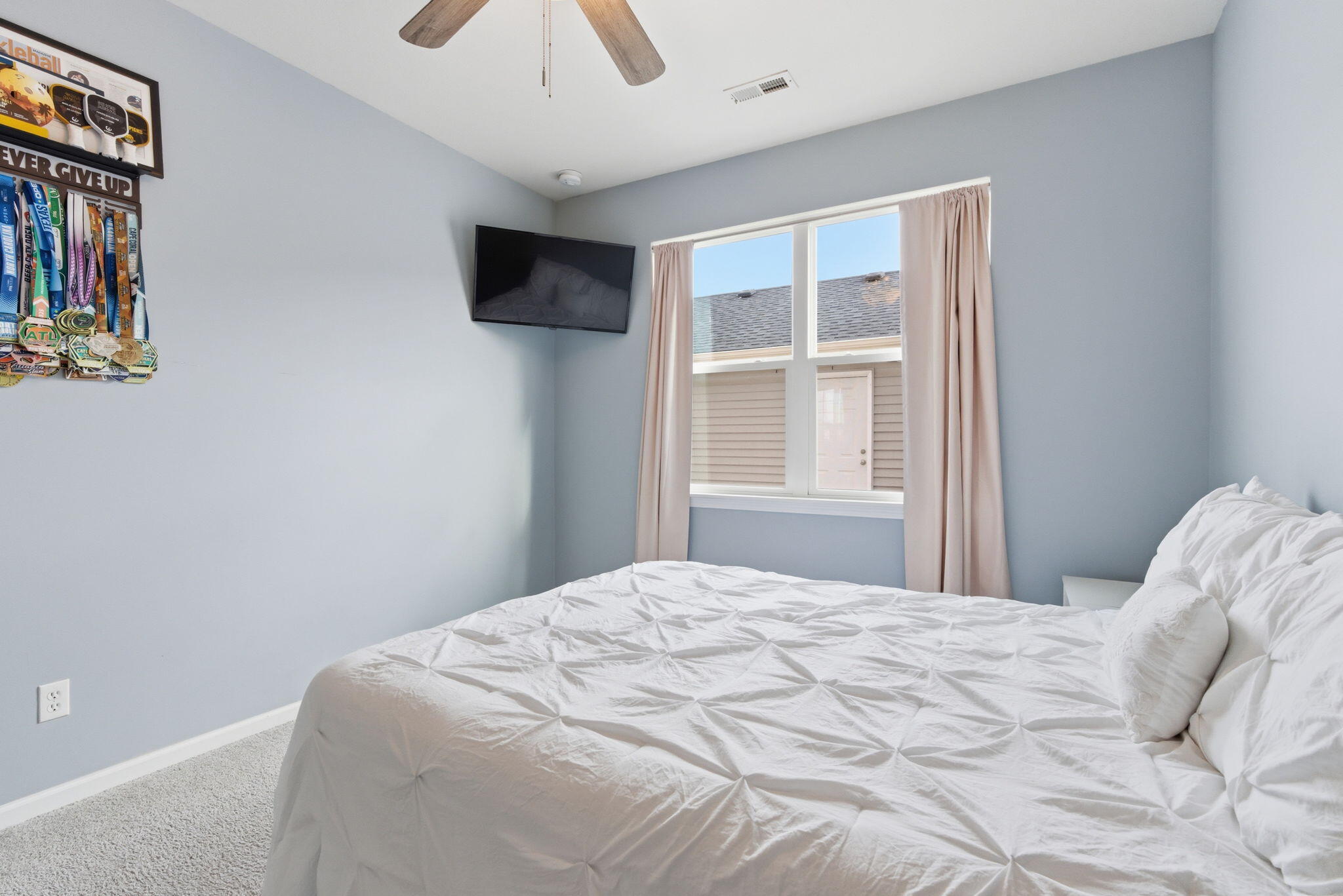 919 E 117th Place