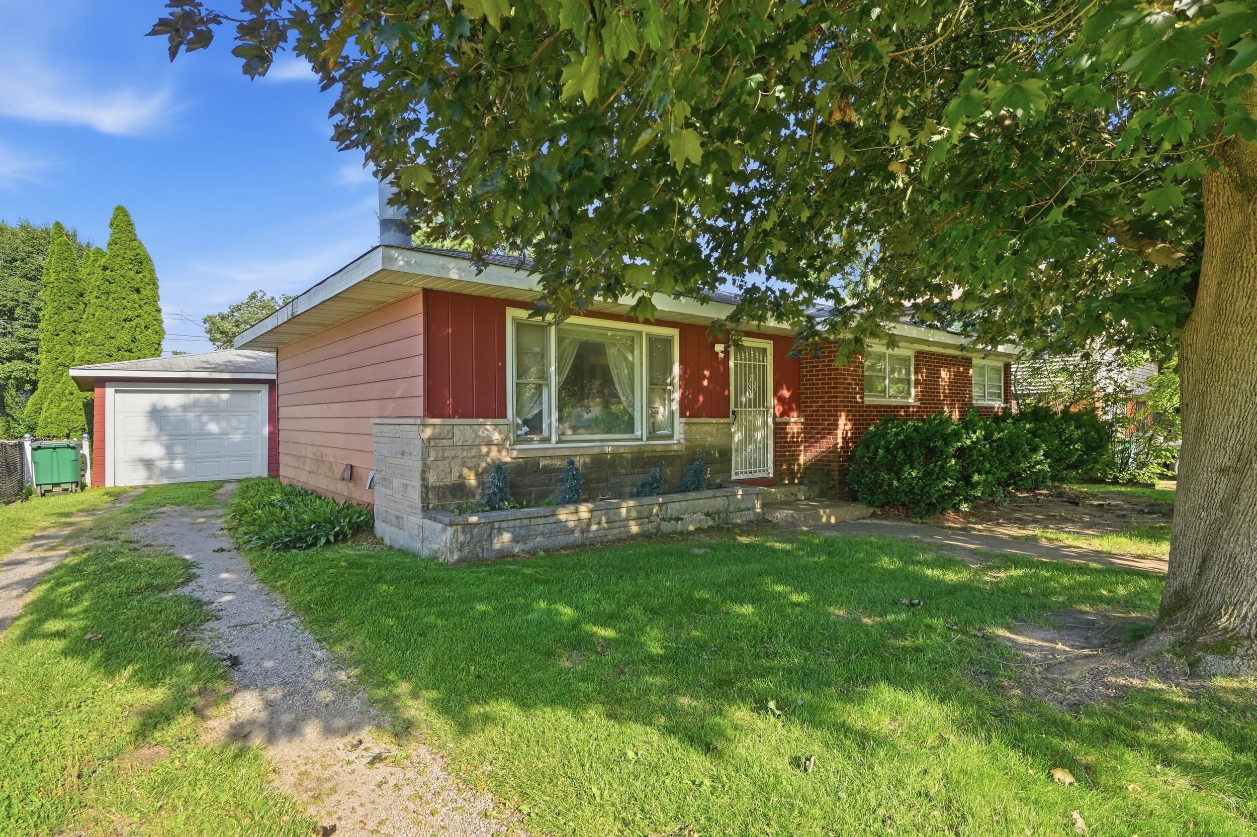 2823 Vermillion Street