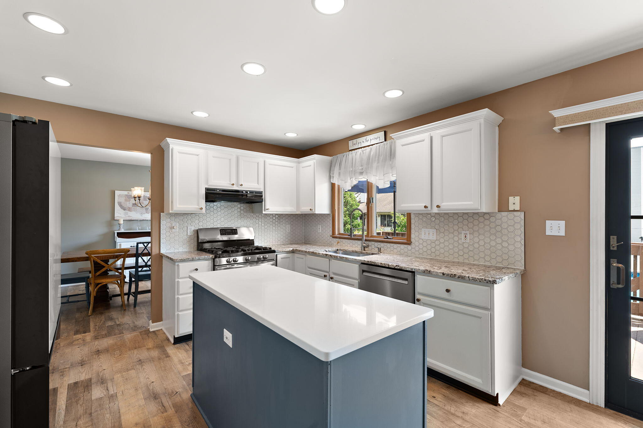 1507 Oak Leaf Drive