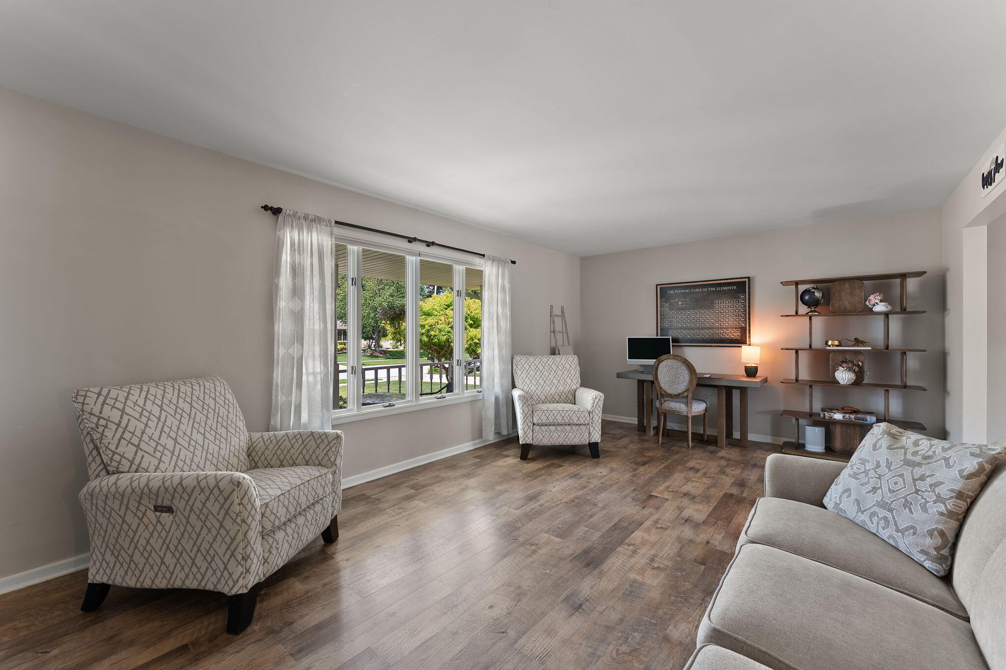 1507 Oak Leaf Drive