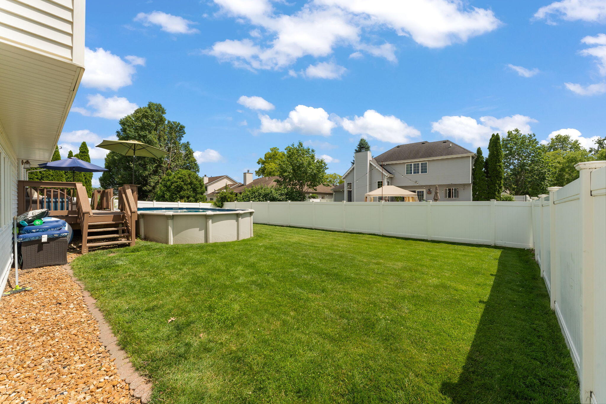 1507 Oak Leaf Drive