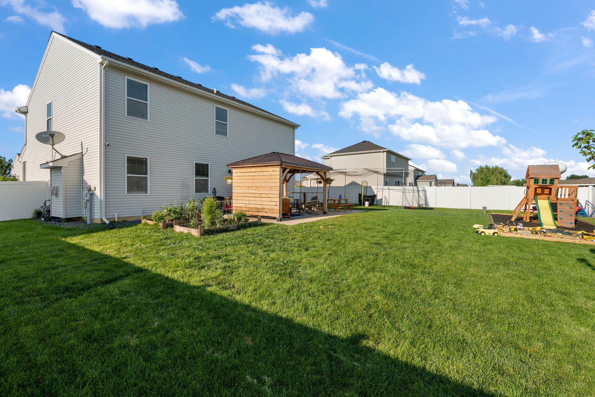 8289 W 171st Place