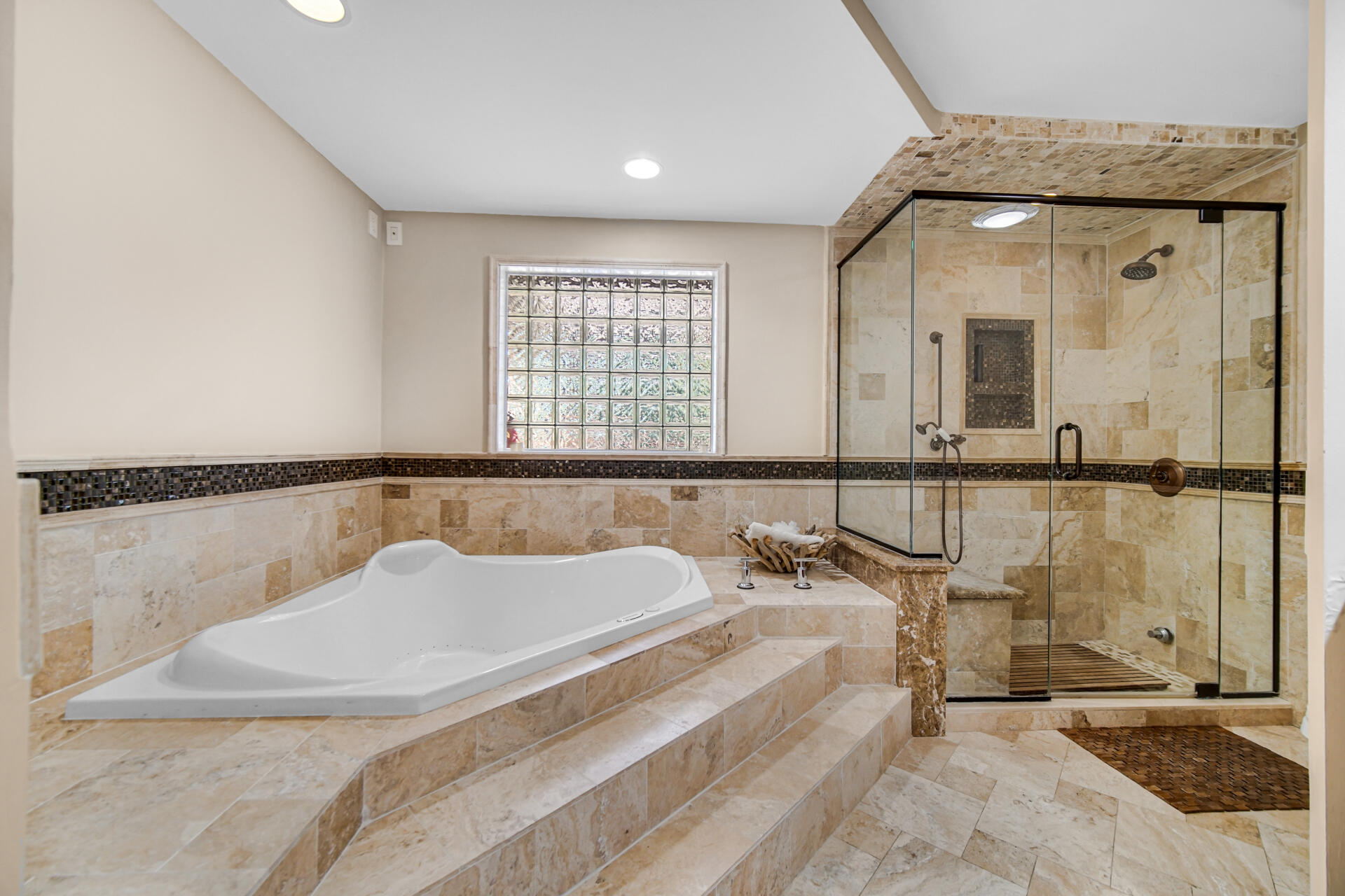 1309 Ballybunion Court
