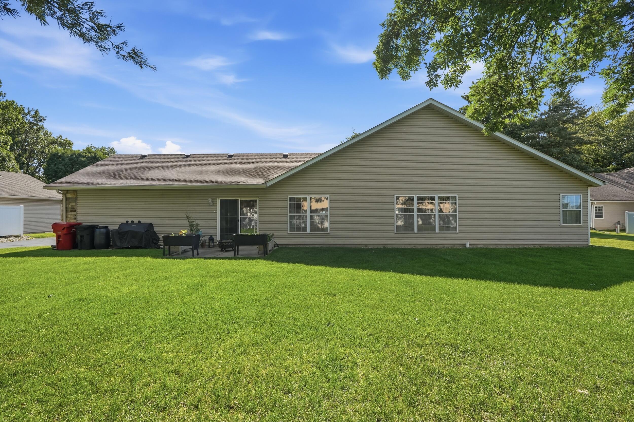 2267 Whispering Oaks Court