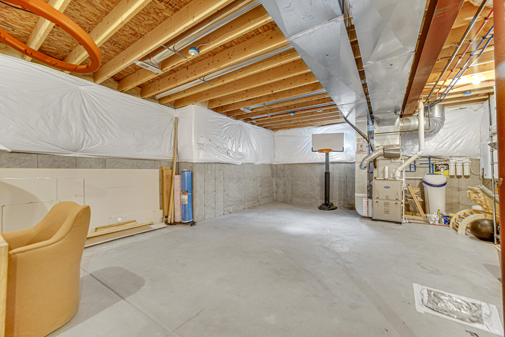 2400 Stirling Drive