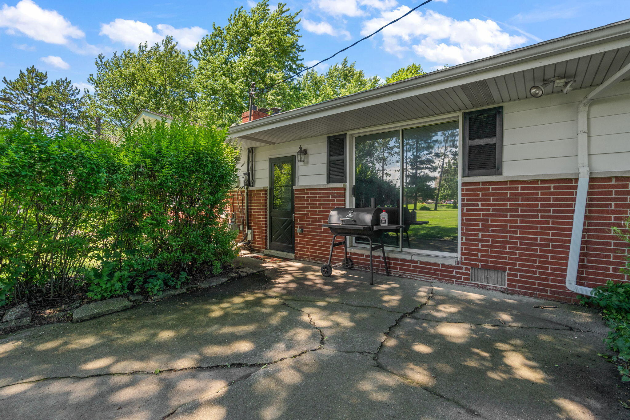 419 Hemlock Lane