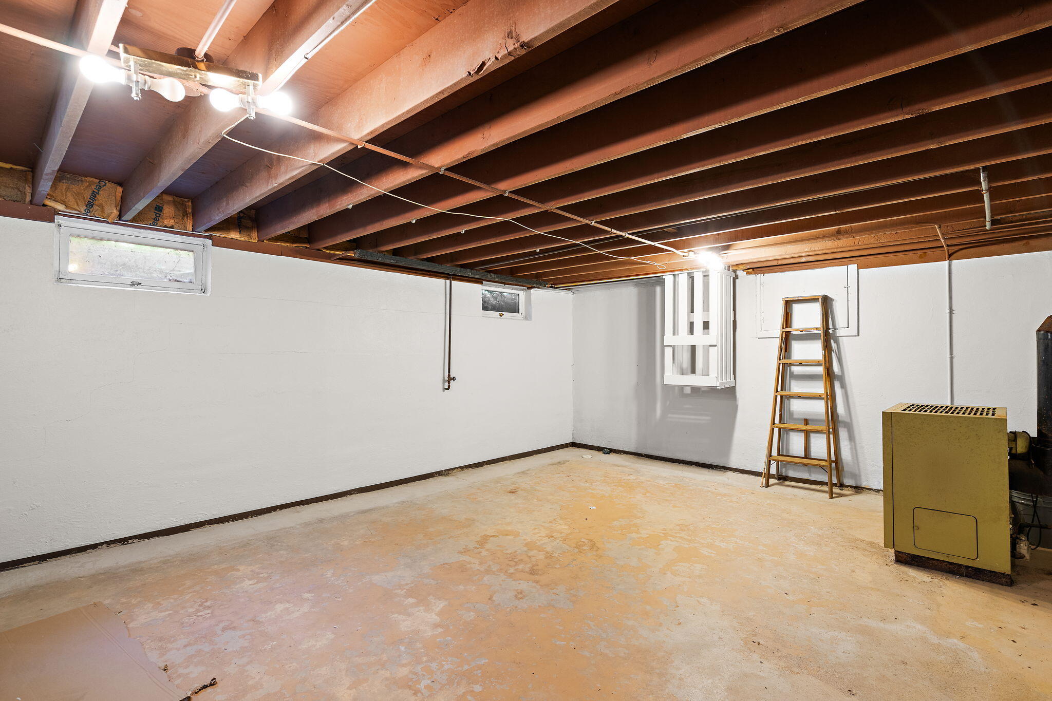 419 Hemlock Lane