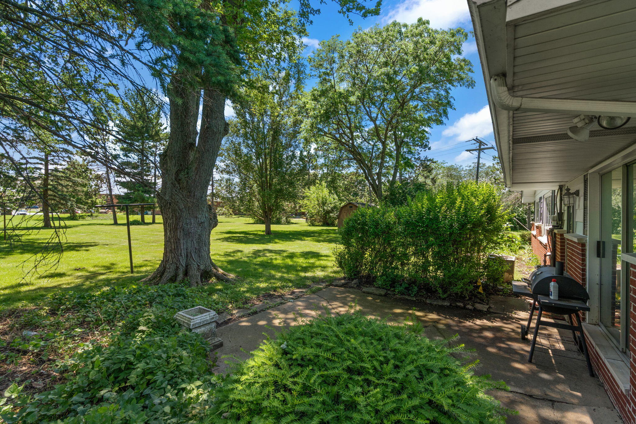 419 Hemlock Lane