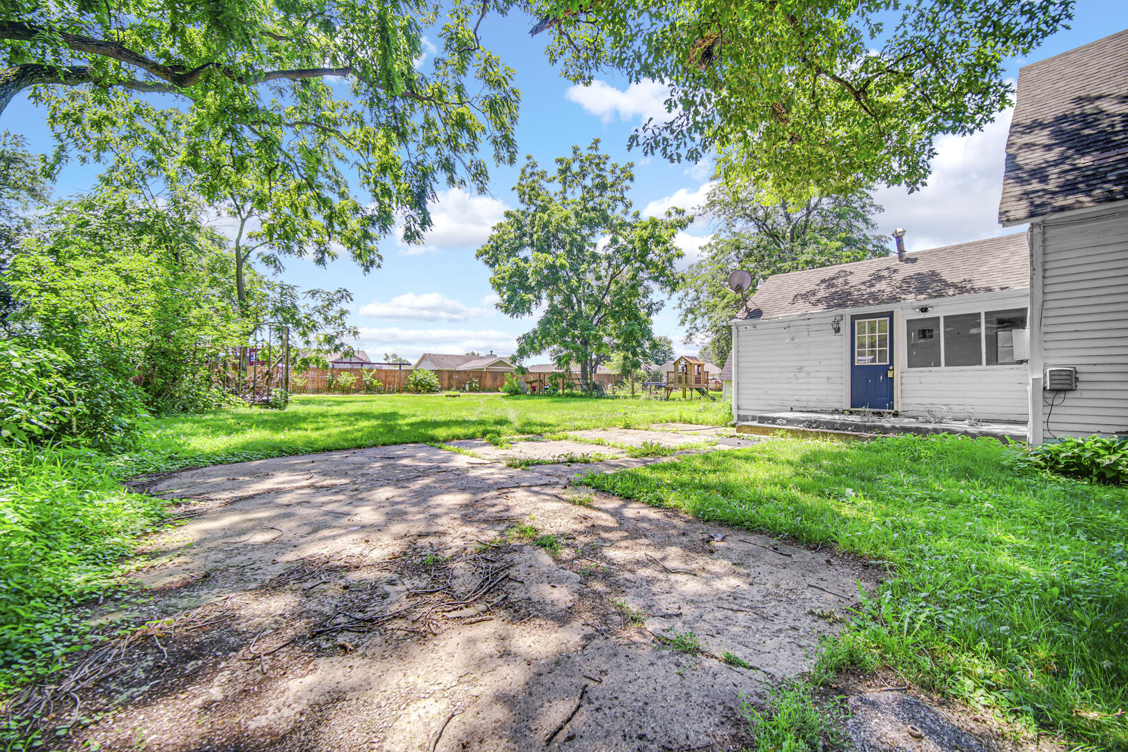 273 W High Street