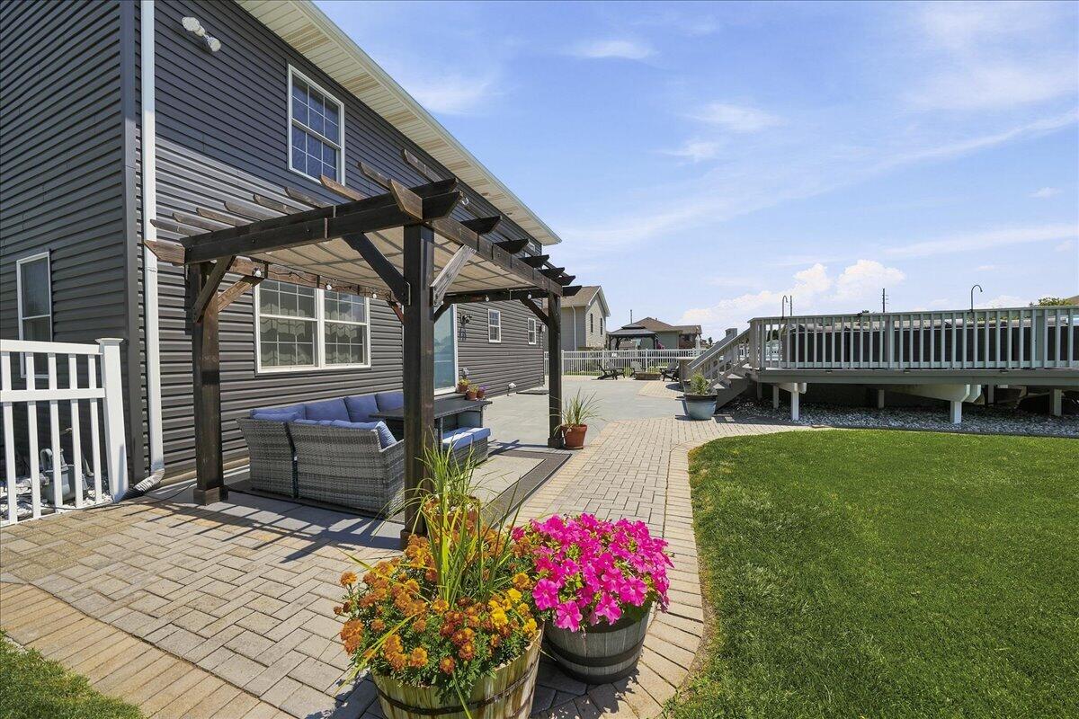 9721 W 148th Place