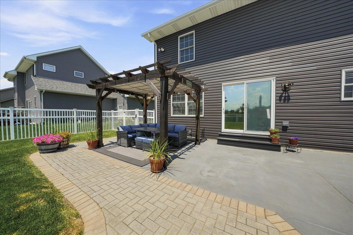 9721 W 148th Place