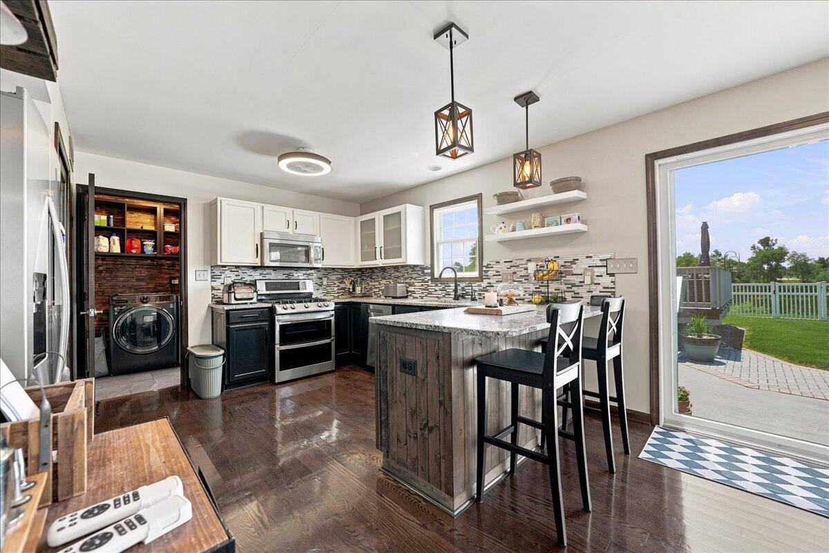 9721 W 148th Place