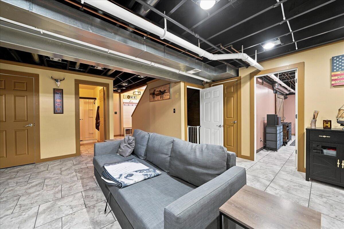 9721 W 148th Place