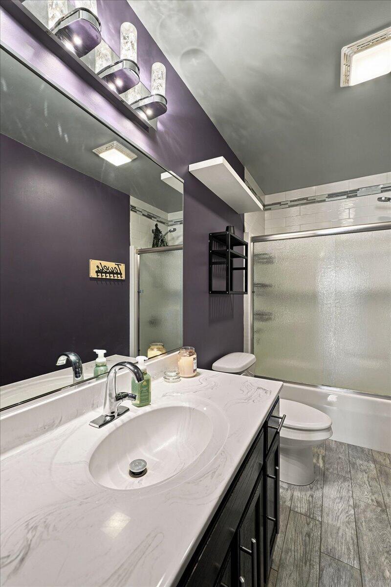 9721 W 148th Place