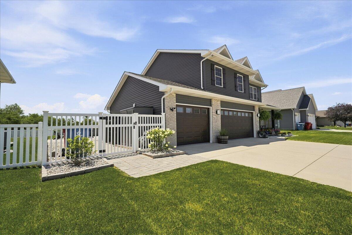 9721 W 148th Place