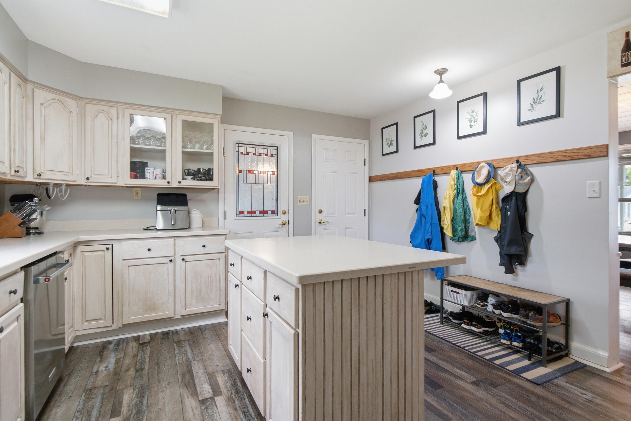 954 Mohawk Drive
