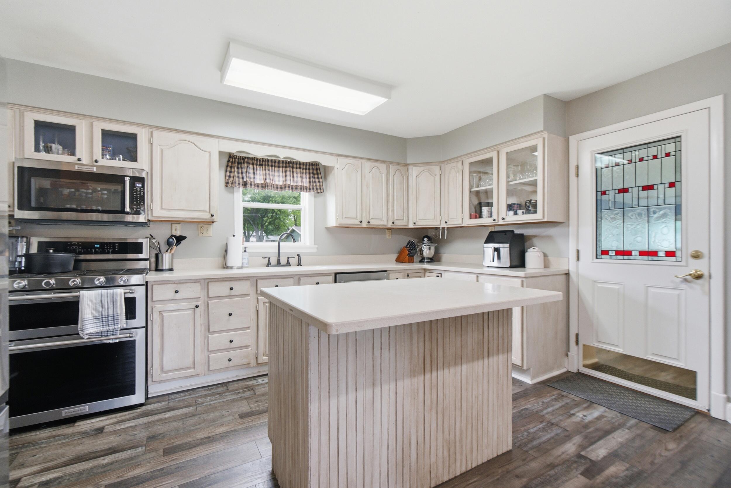 954 Mohawk Drive