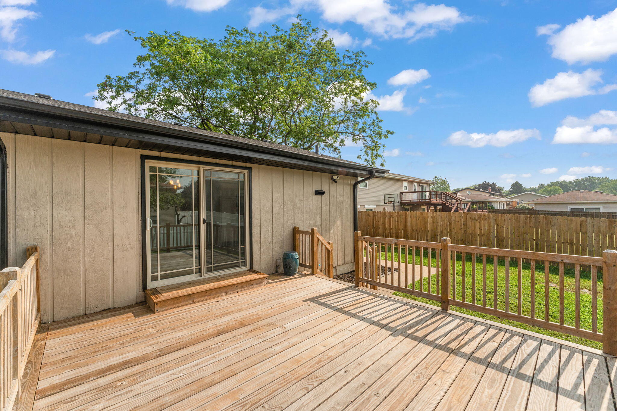 933 Hanover Lane