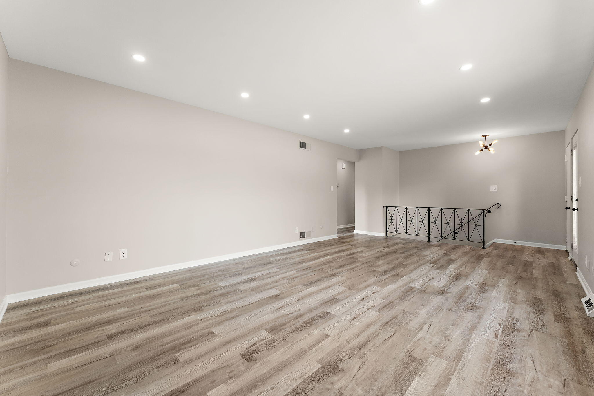 933 Hanover Lane