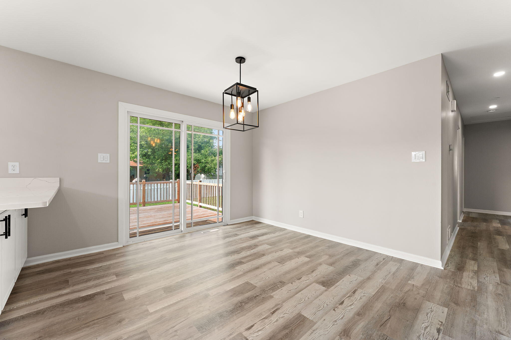 933 Hanover Lane