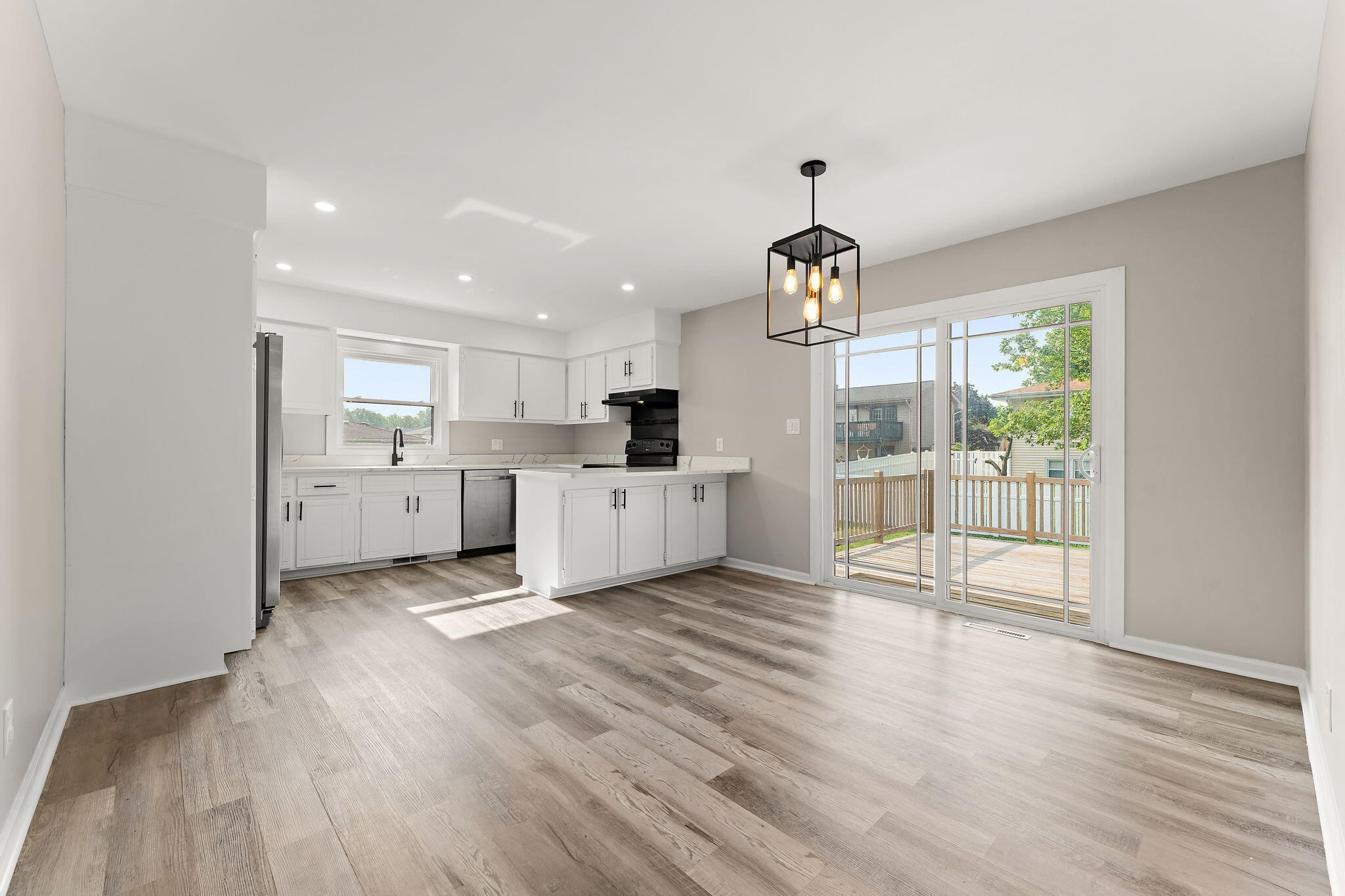 933 Hanover Lane