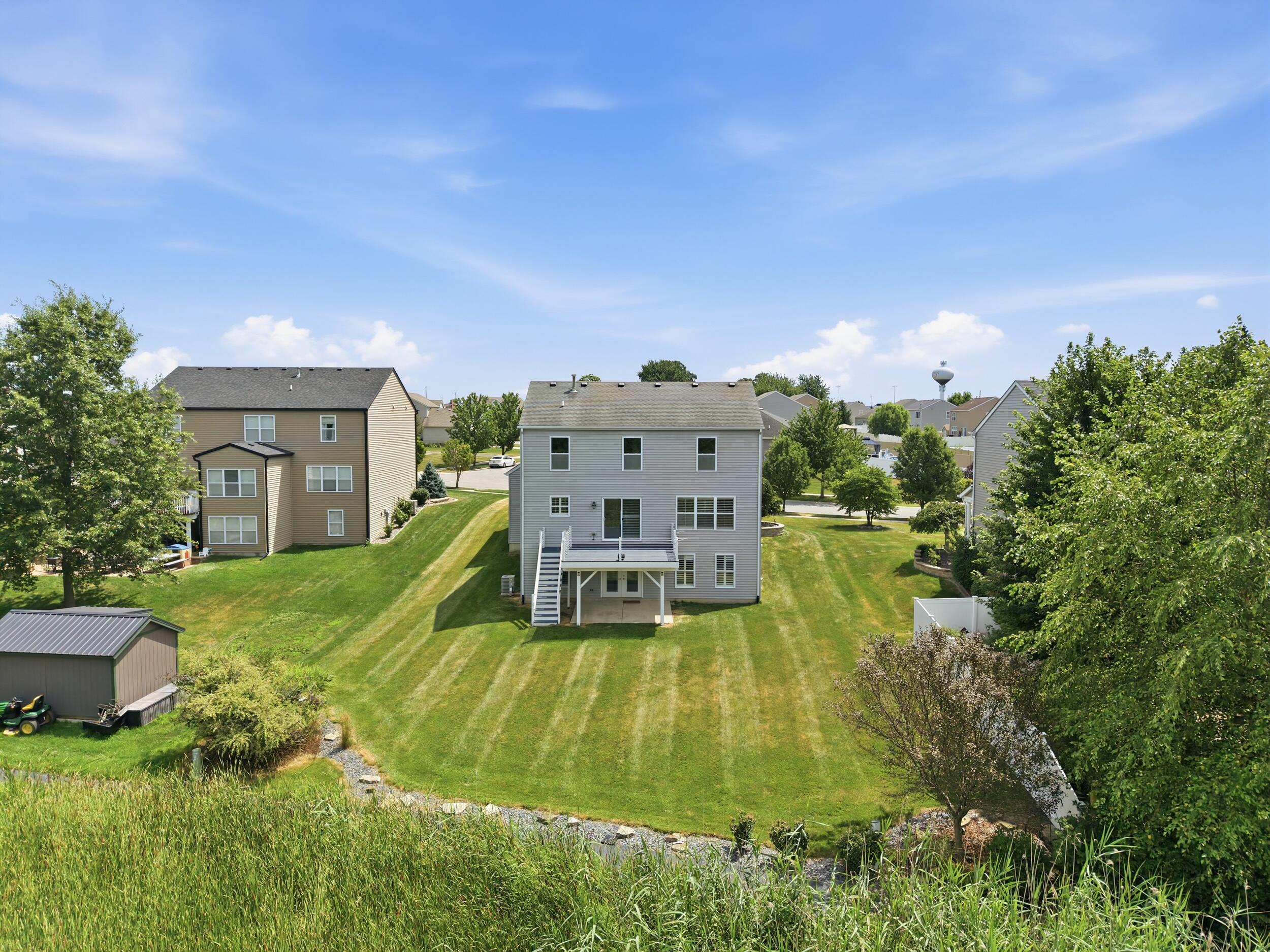 1587 Brackenbury Lane