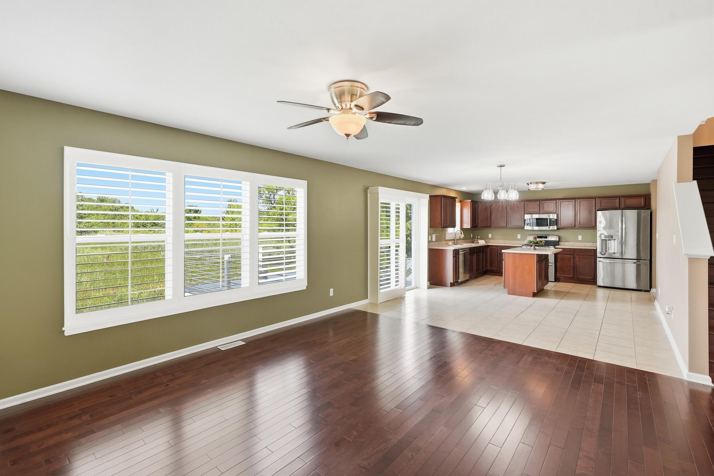 1587 Brackenbury Lane